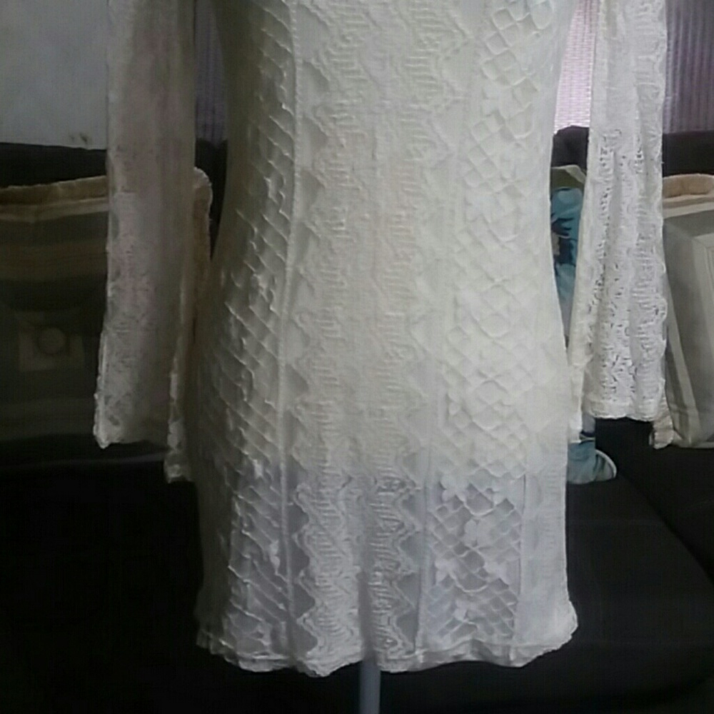 SOLD LOCAL!  Ladies Dress Size XS - Picture 3 of 7